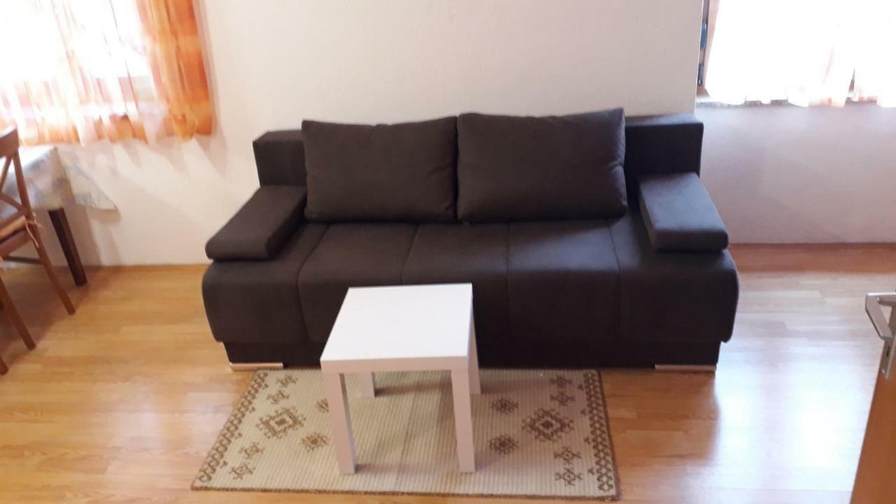 Apartments Valiza III Large Apartment - 3 Bedrooms And Parking Space I Apartments Valiza IV Senj  Ngoại thất bức ảnh